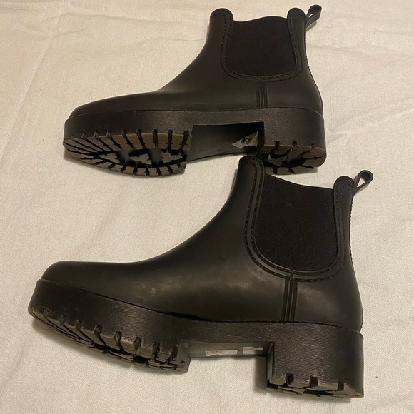 Jeffrey Campbell Cloudy Rain Chelsea Boots - Picture 5 of 9